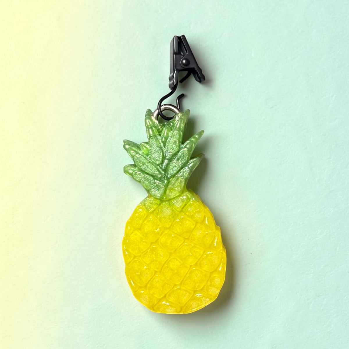 Pineapple Vent Clip