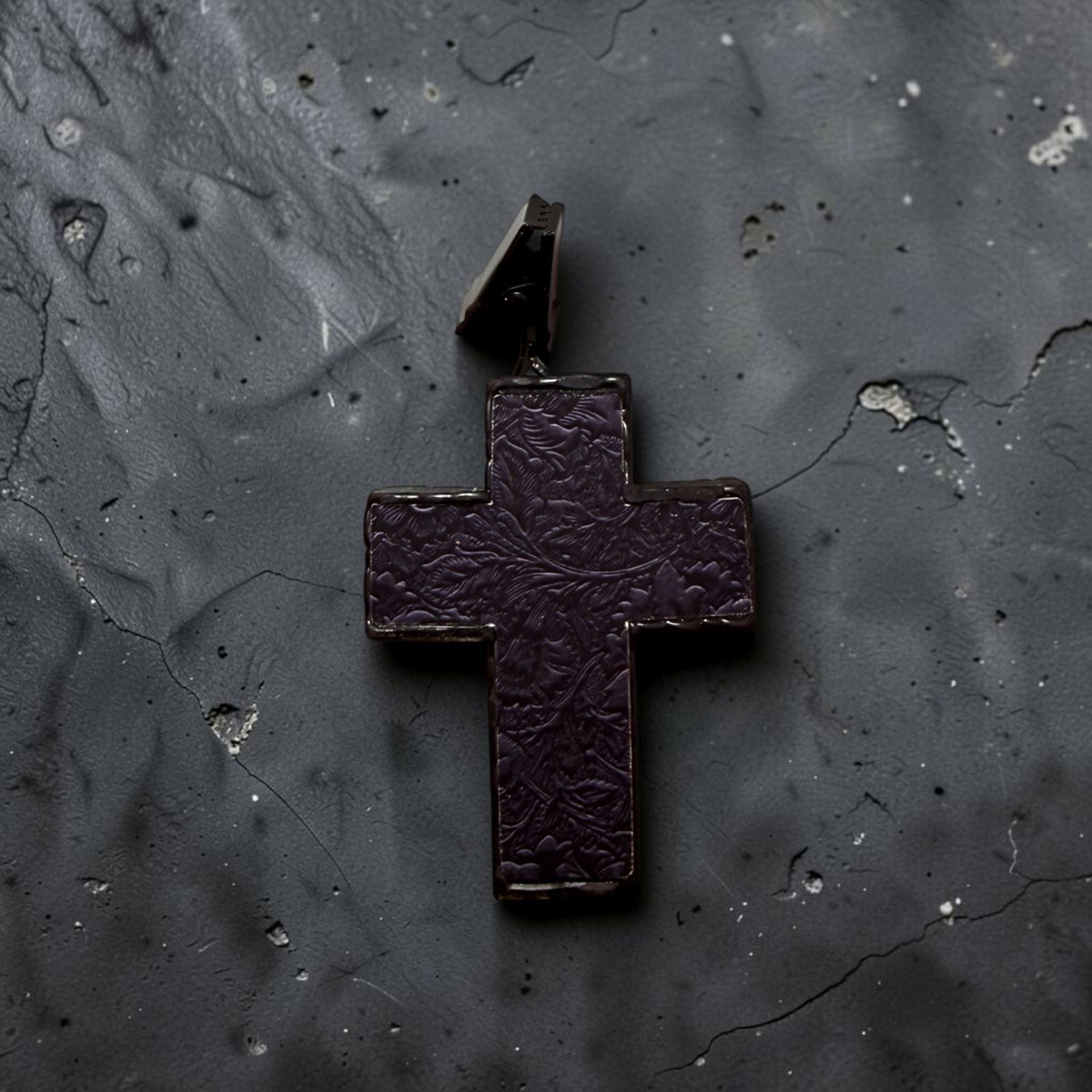 Black Cross Vent Clip